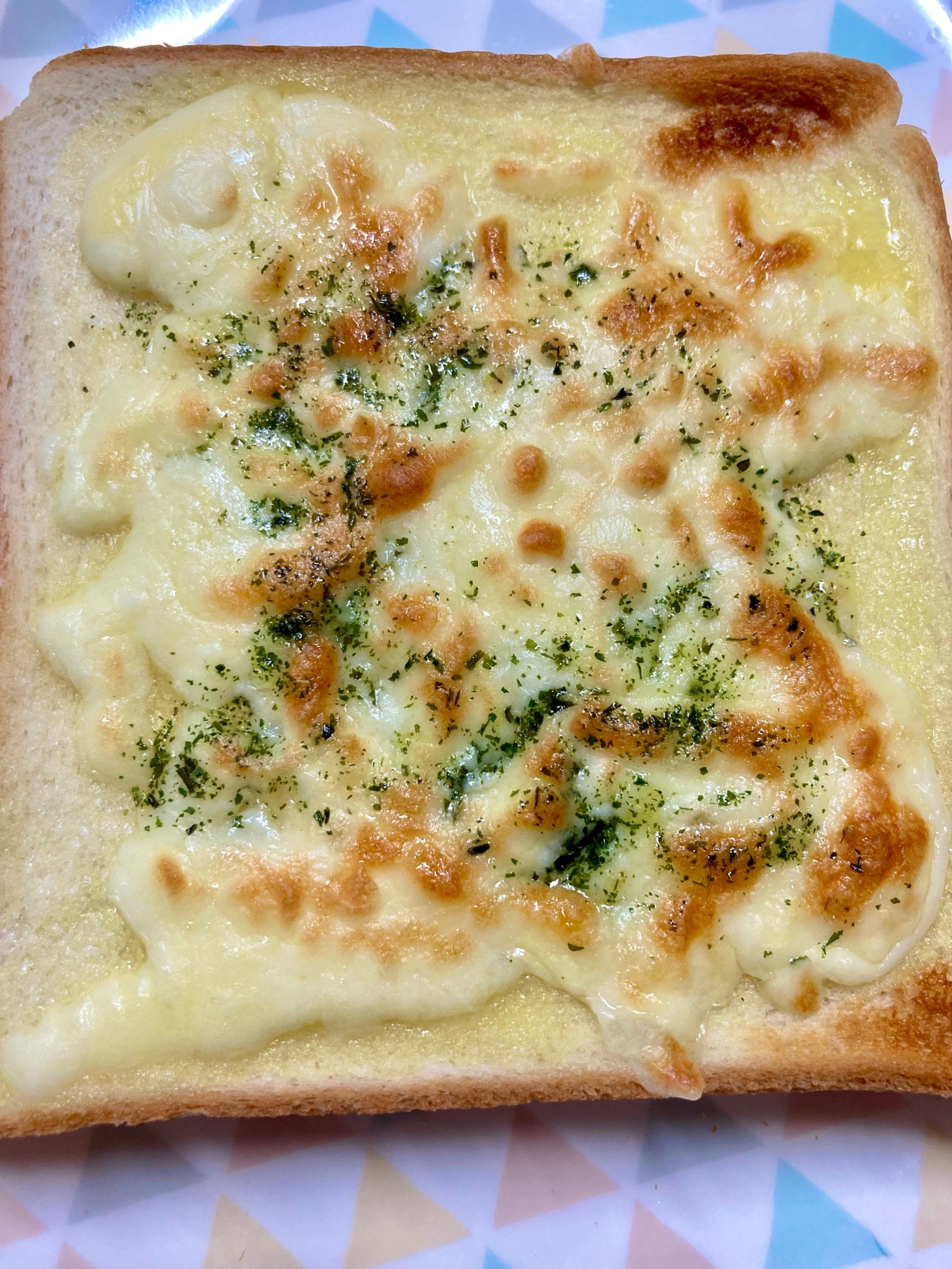 ガーリックバターソースでガーリックチーズトースト レシピ 作り方 By かふかふ39 楽天レシピ