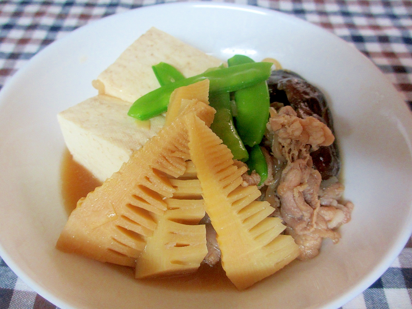タケノコと豚肉の肉豆腐
