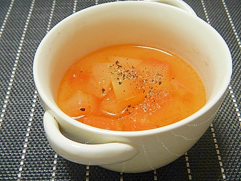 スイカの白い皮で中華スープ