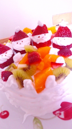 フルーツいっぱいデコレーションケーキ