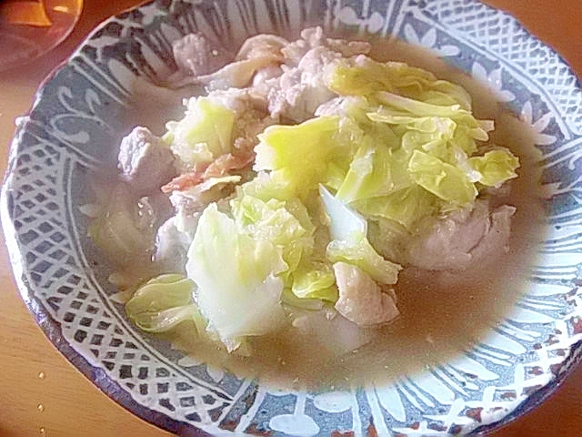 鶏肉とキャベツの梅おろし煮