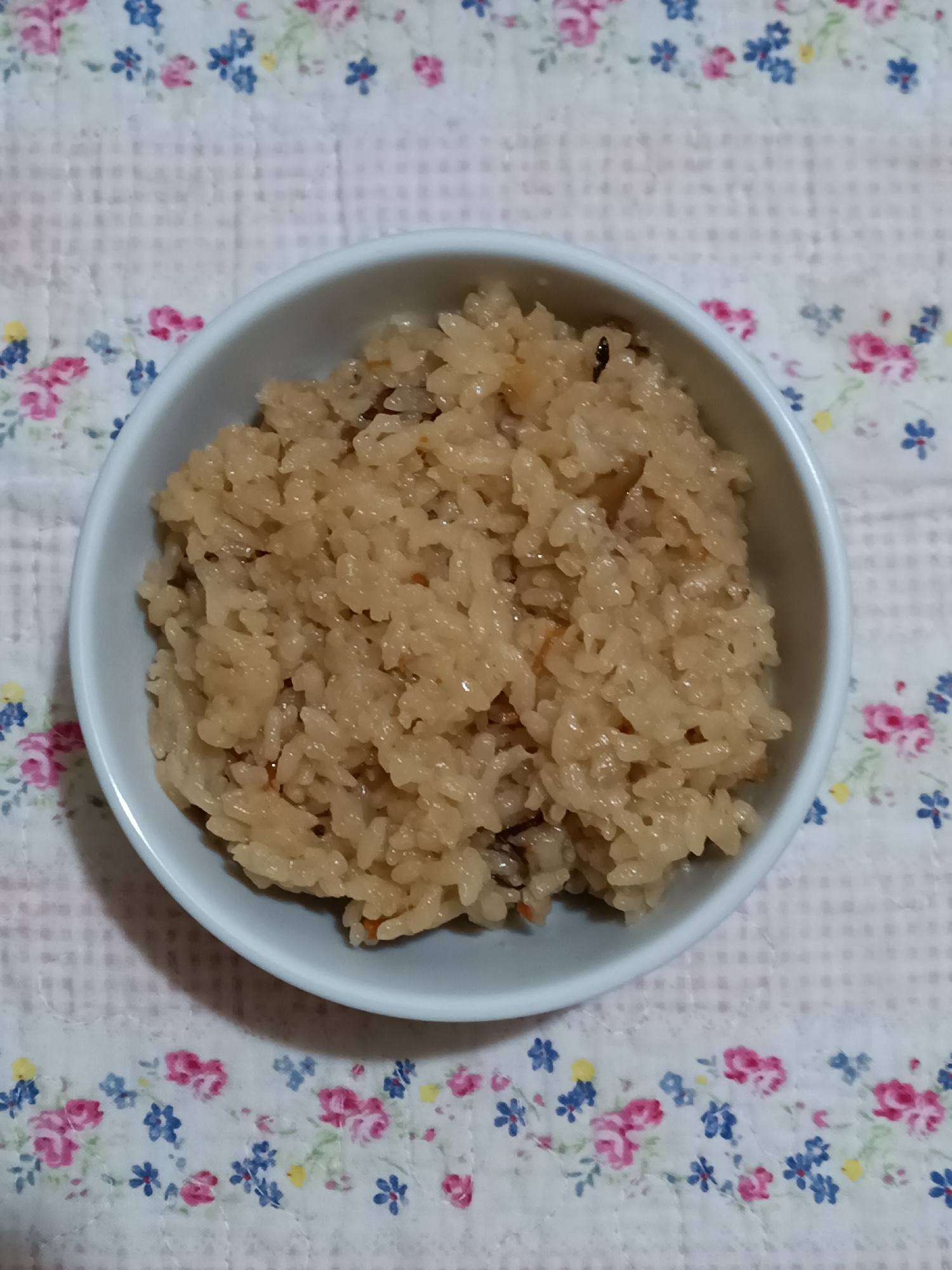 餅を使って炊くモチモチ炊き込みおこわ★