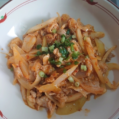 お肉柔らか♡酸味が少なくて食べやすい♡豚キムチ