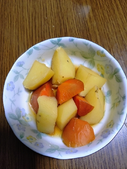 じゃがいもとにんじんの甘辛煮