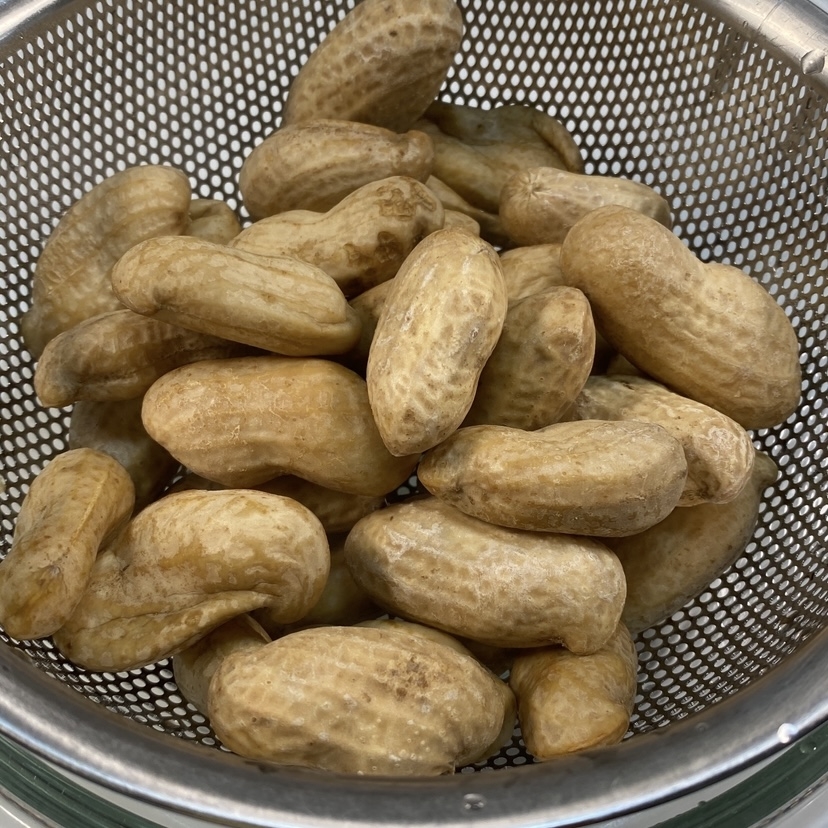 美味しくてやみつき！生落花生の塩茹で