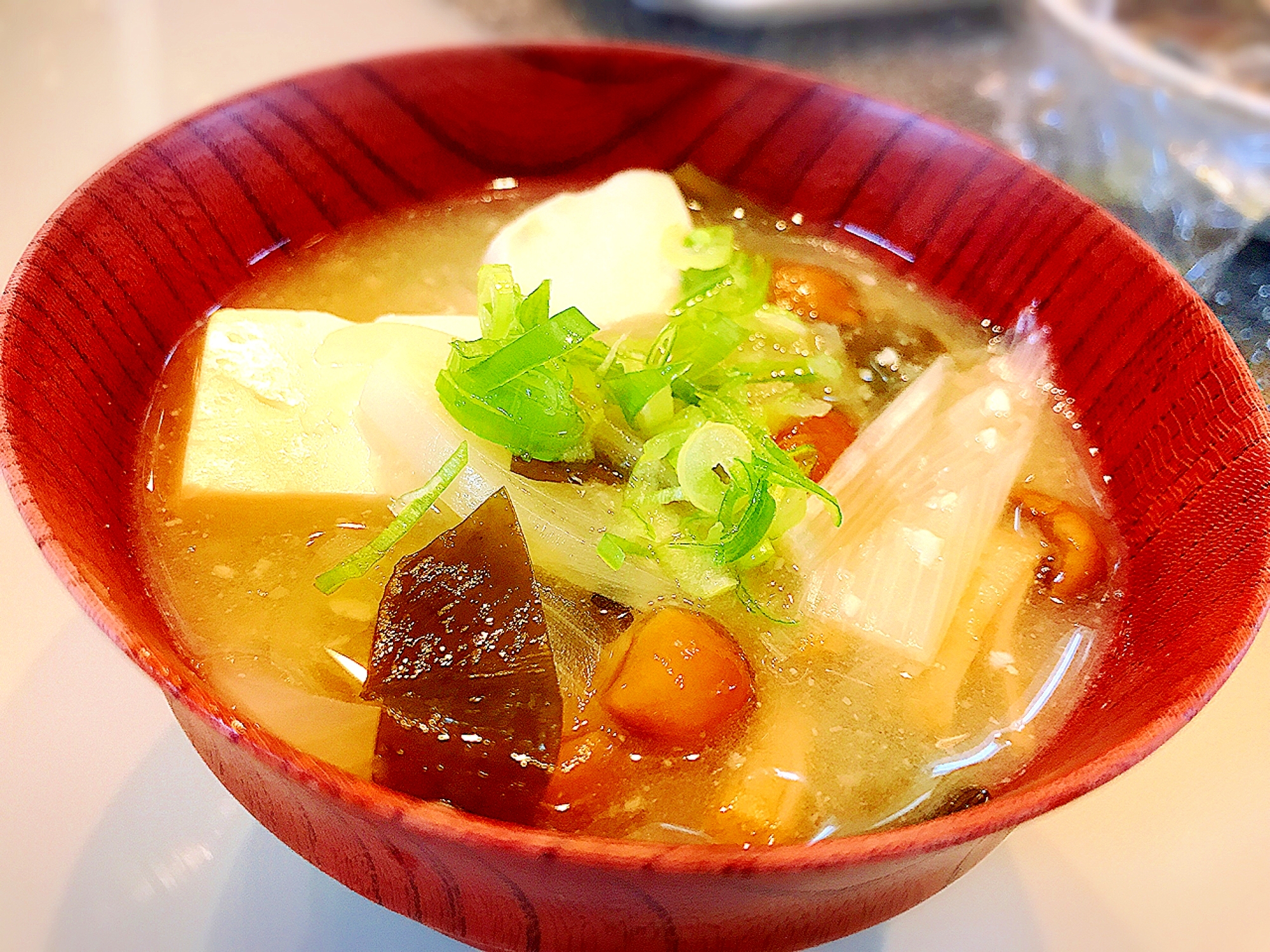 なめこ　豆腐　わかめの味噌汁♡