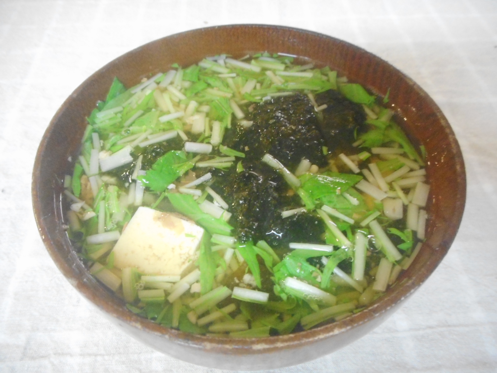 水菜と海苔と豆腐の味噌汁