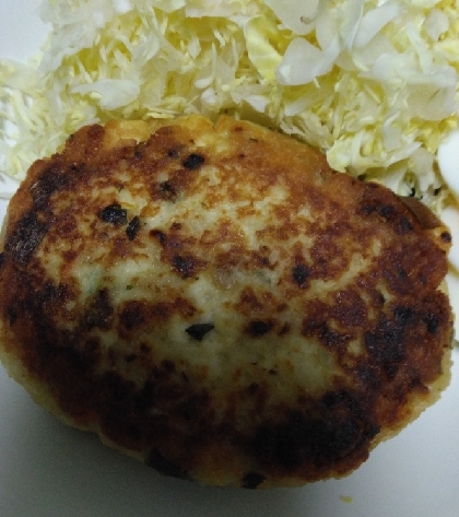 こんぶだしが隠し味⚝ふわふわポークバーグ