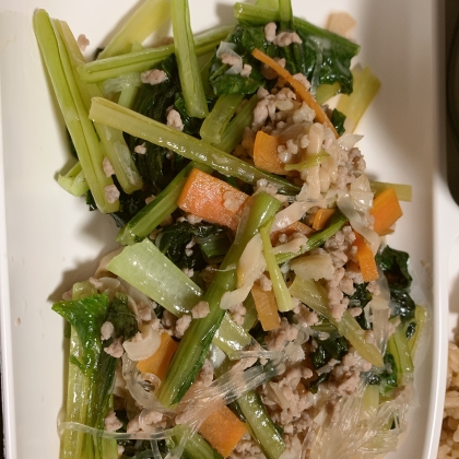 小松菜とひき肉と春雨のザーサイ炒め