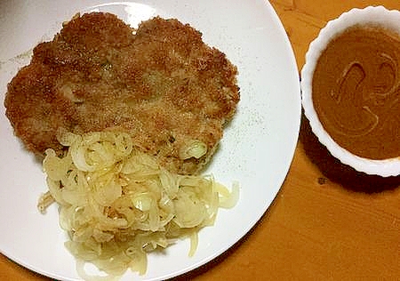 豚こまカツレツ！炒め玉ねぎ添え