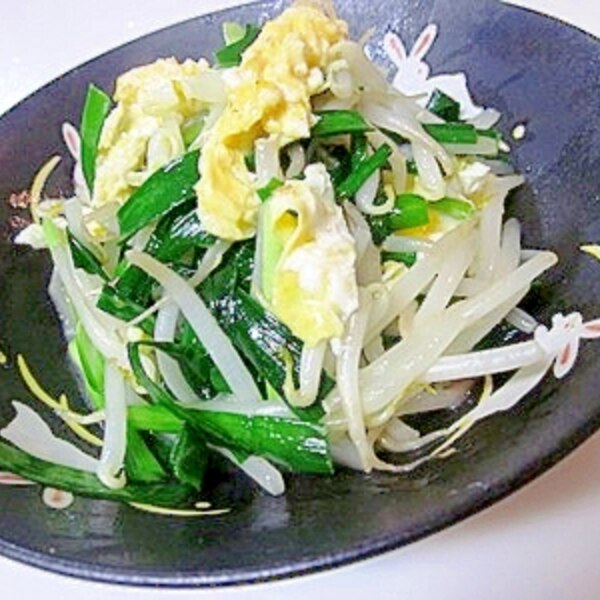 もやしとニラの卵とじ 味の決め手は ウェイパー レシピ 作り方 By Icafe3 楽天レシピ もやしとニラの卵とじ 味の決め手は ウェイパー レシピ 作り方 By Icafe3 楽天レシピ