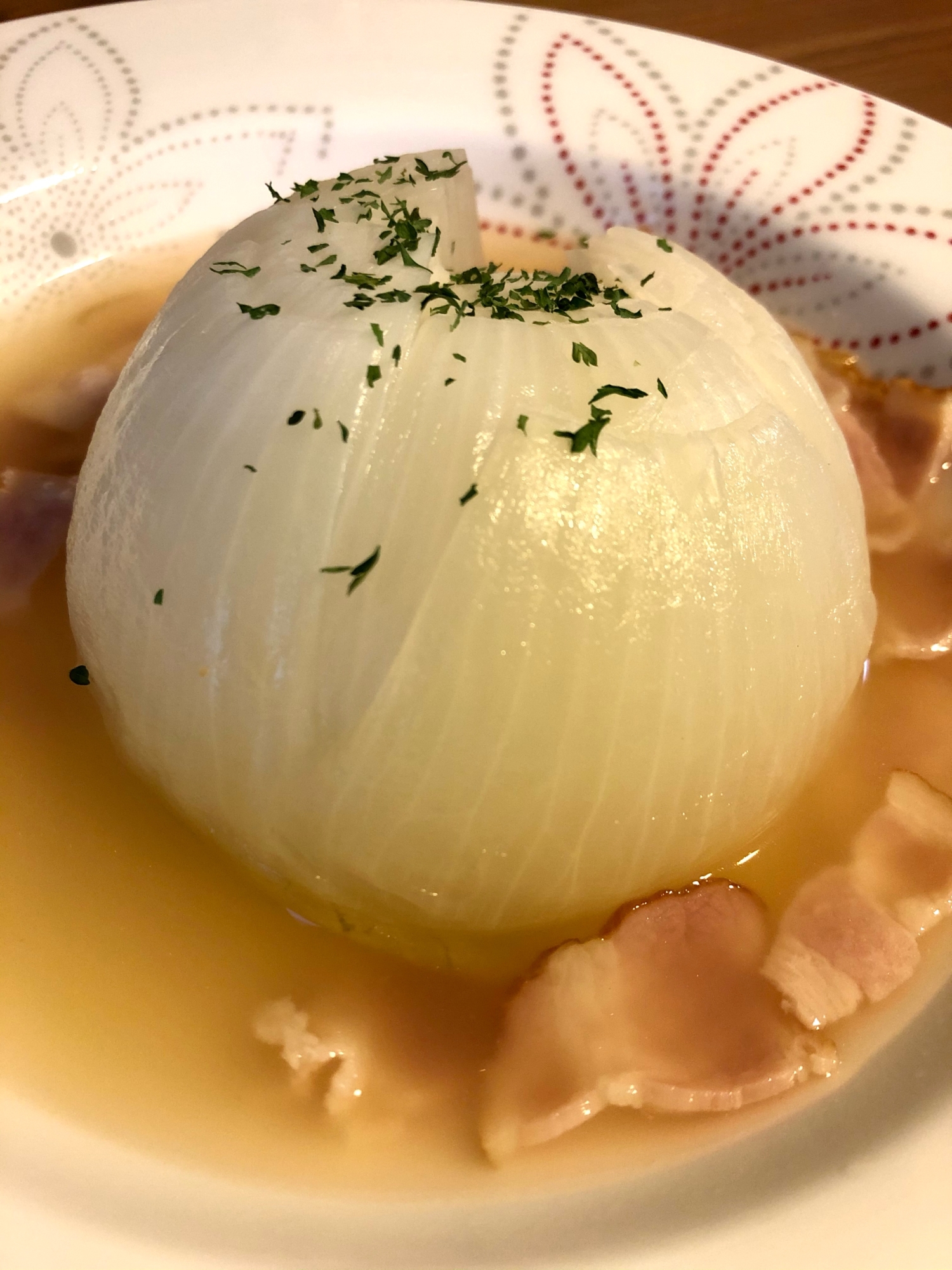 レンジにおまかせ！新玉ねぎのトロトロコンソメ煮