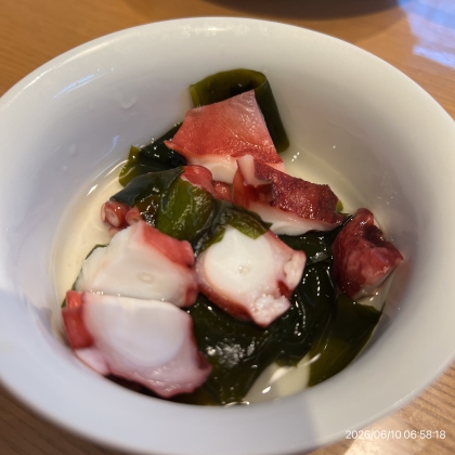 たこときゅうりとわかめの酢の物
