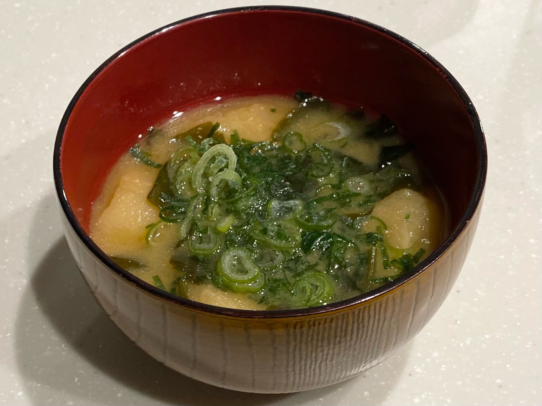 お麩とわかめの味噌汁