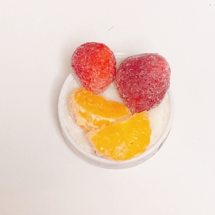 いちごと河内晩柑のヨーグルト