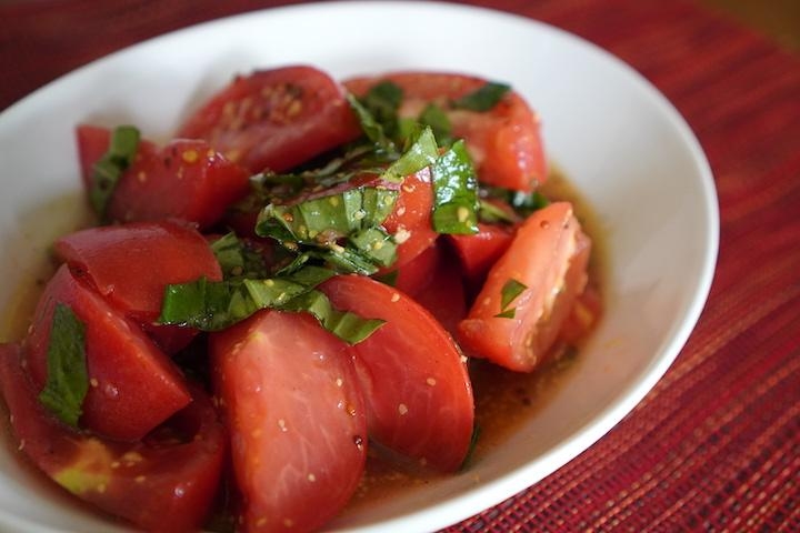 さっぱりと夏に食べたい。トマトの粒マスタードマリネ