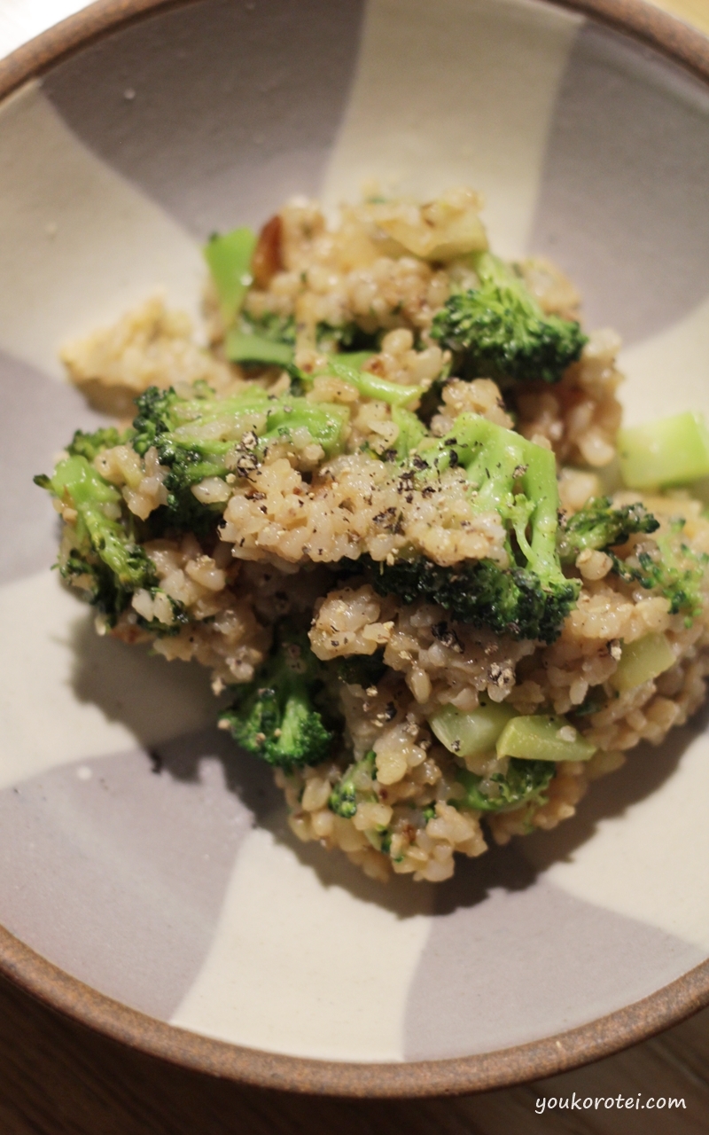 ブロッコリーだけ⁈簡単☆節約♪チャーハン