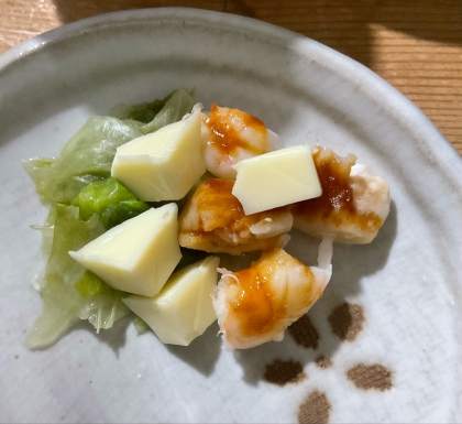 レタスソーセージ♪チーズ炒め