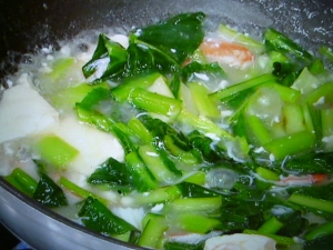 小松菜とエビの塩炒め