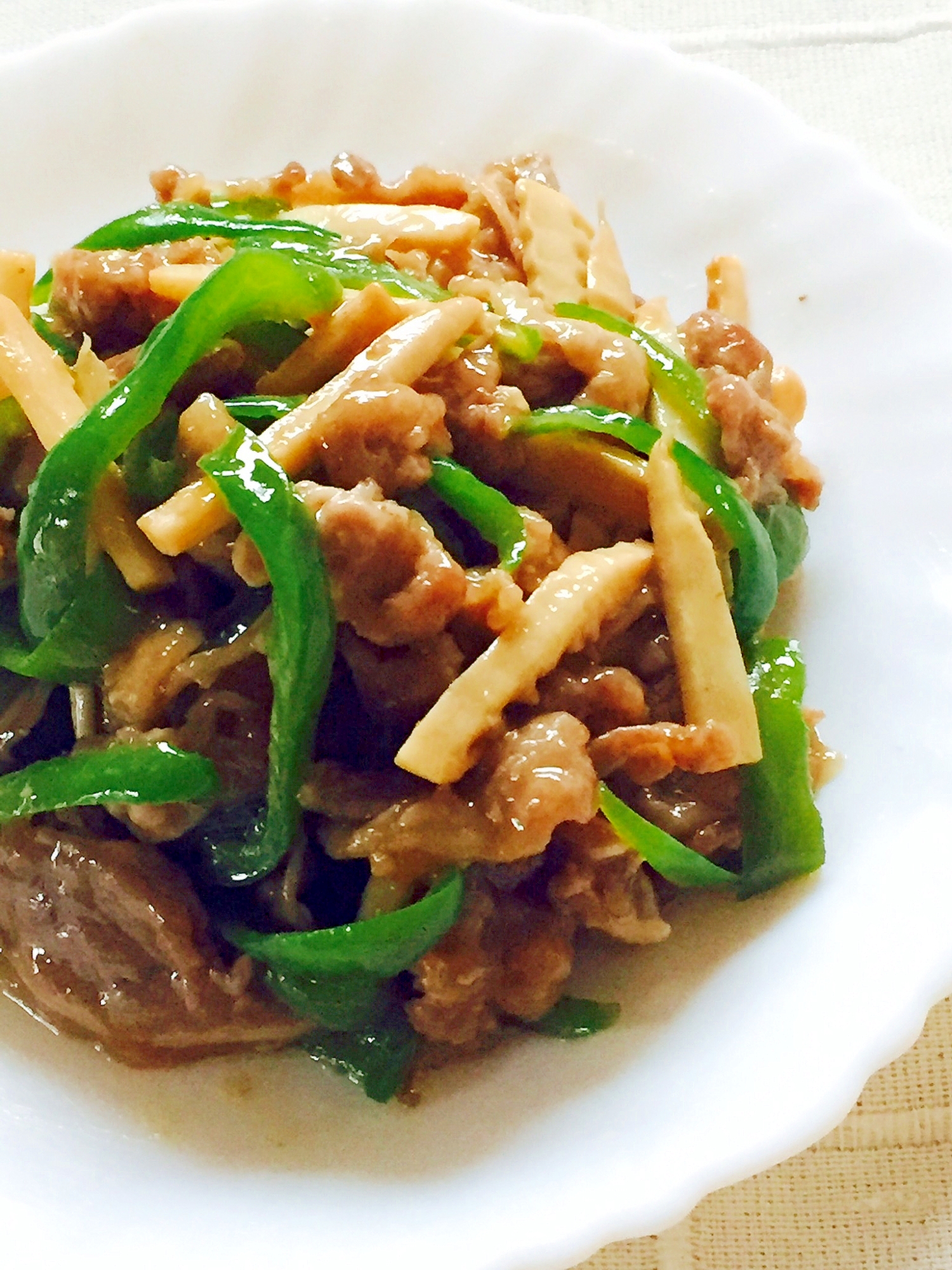 お子様向けのお味♫ウチの青椒肉絲