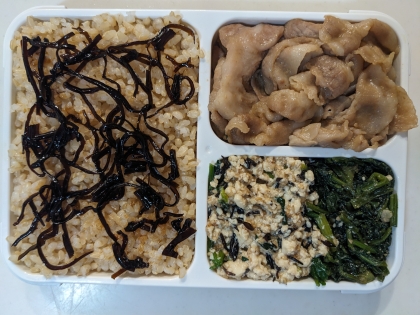 ほんのり甘め♪豚肉の生姜焼き^_^