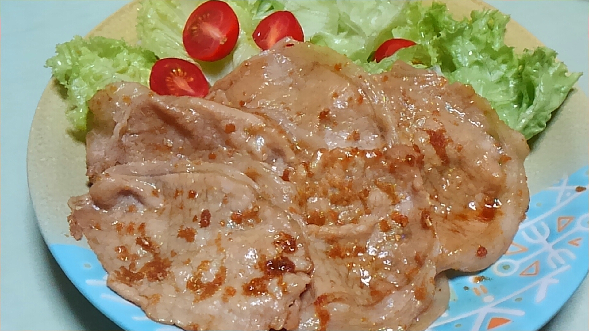 豚肉の生姜にんにく焼き＊