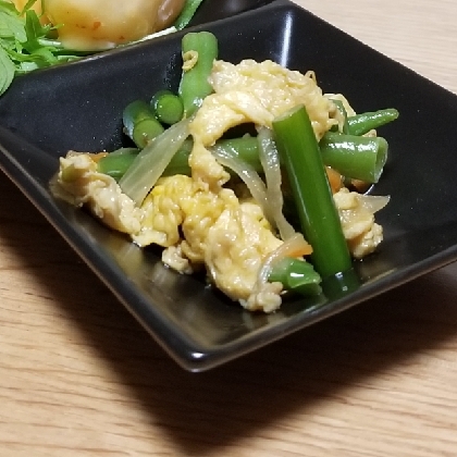 にんにくの芽と卵のオイスターソース炒め