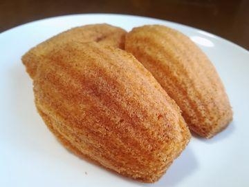 レモンとはちみつのマドレーヌ