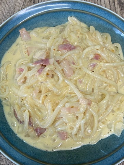 パスタより簡単！うどんdeカルボナーラ