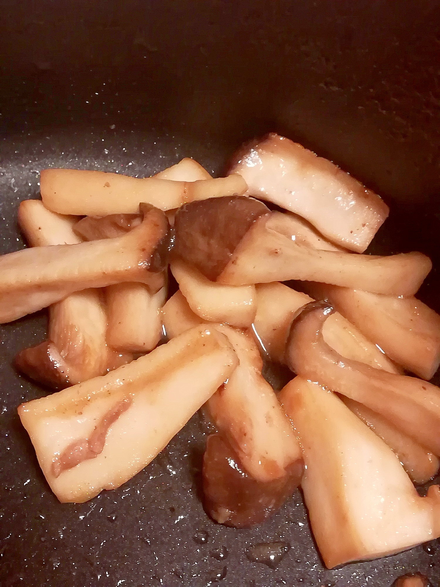 かんたん エリンギの炒めもの 青じそ風味 レシピ 作り方 By みずたまsweet 楽天レシピ