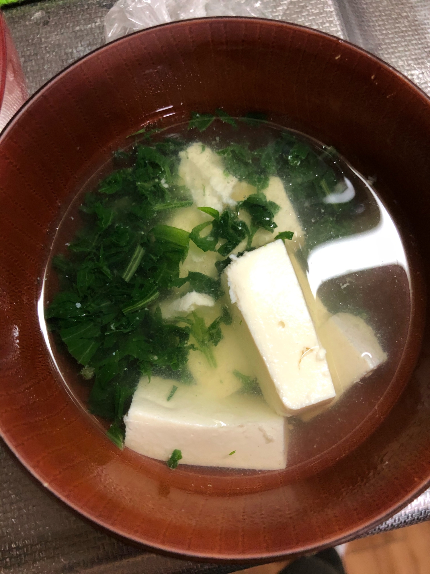 離乳食　水菜と豆腐の味噌汁