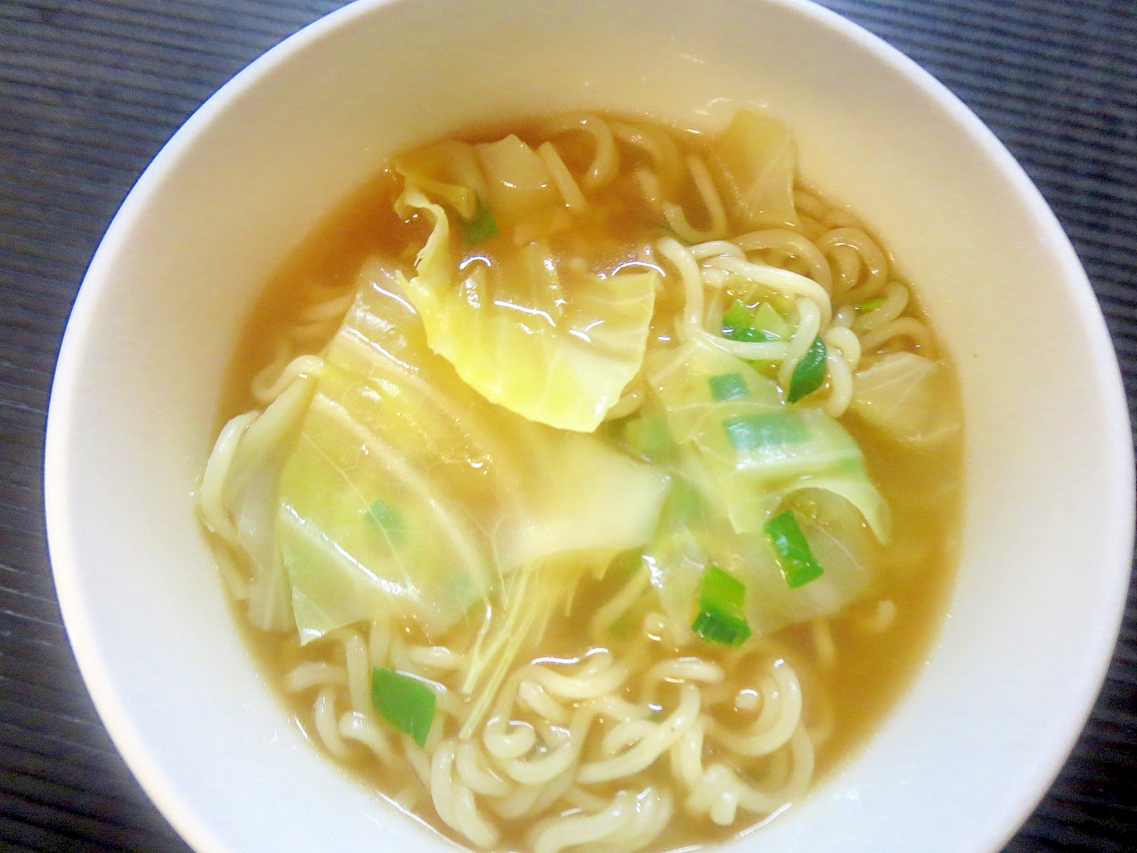 にんにく風味のキャベツ味噌ラーメン