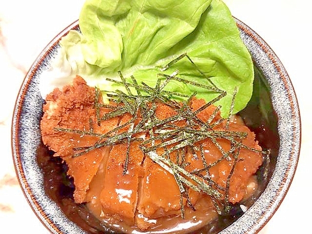 名古屋風ソースで!豚ロースの味噌カツ丼♪