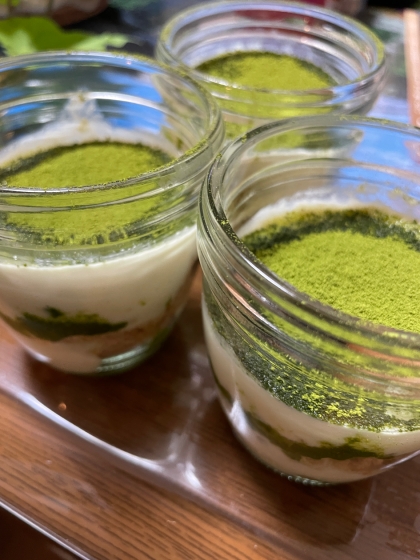 ベビチーと豆腐で抹茶ティラミス♡隠し味の味噌がミソ