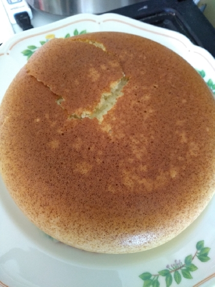 ホットケーキ焼くと、つきっきりで結構時間かかるので、炊飯器にお任せで、その間に他のことをできるのはありがたいです！