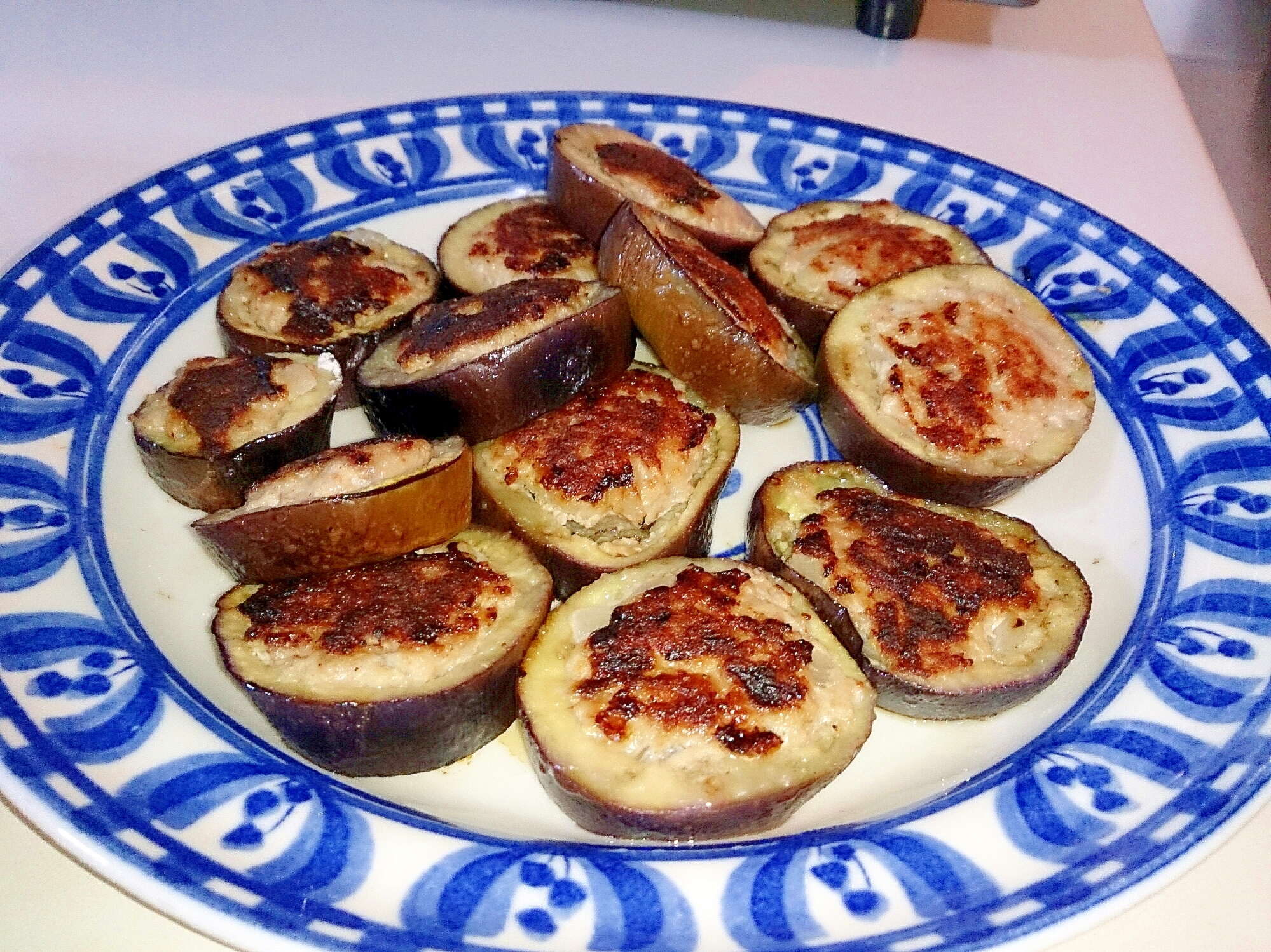 おいしい♪なすの肉詰め