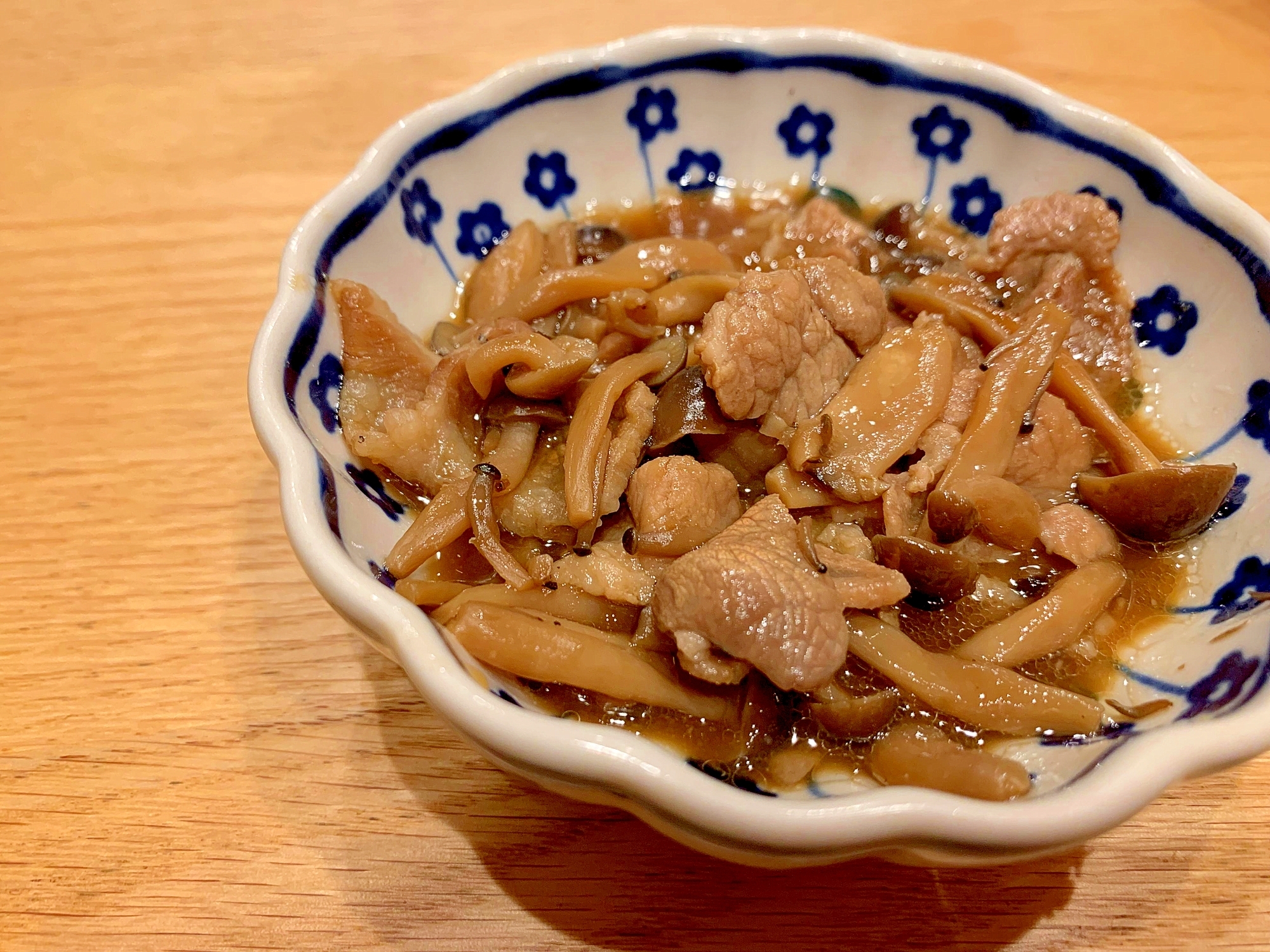 しめじと豚肉の甘辛煮