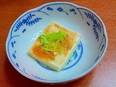 なちゅこ　生醤油麹の『しょうゆ麹漬け豆腐』