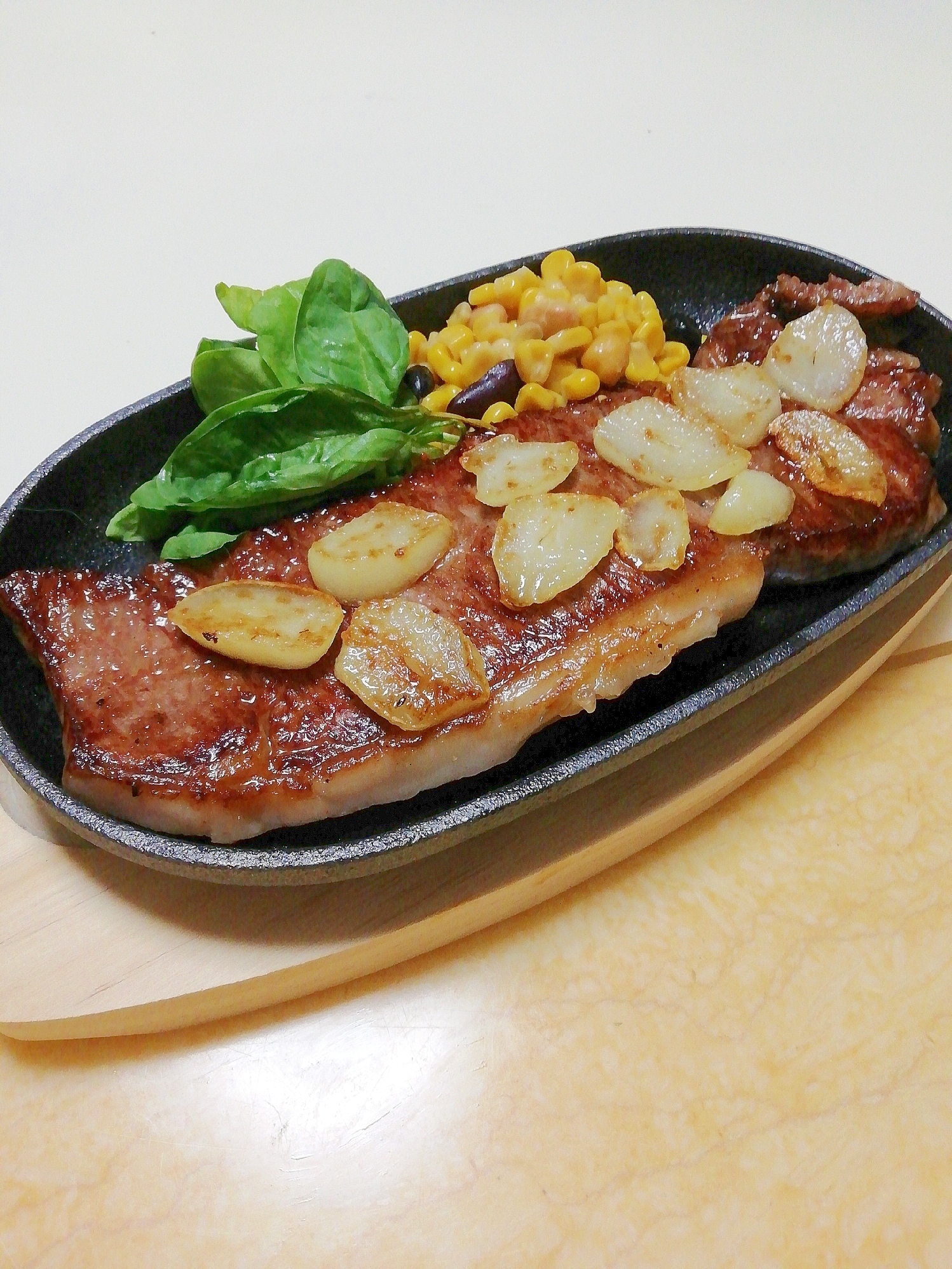但馬牛サーロインステーキプレート レシピ 作り方 By イク9110 楽天レシピ