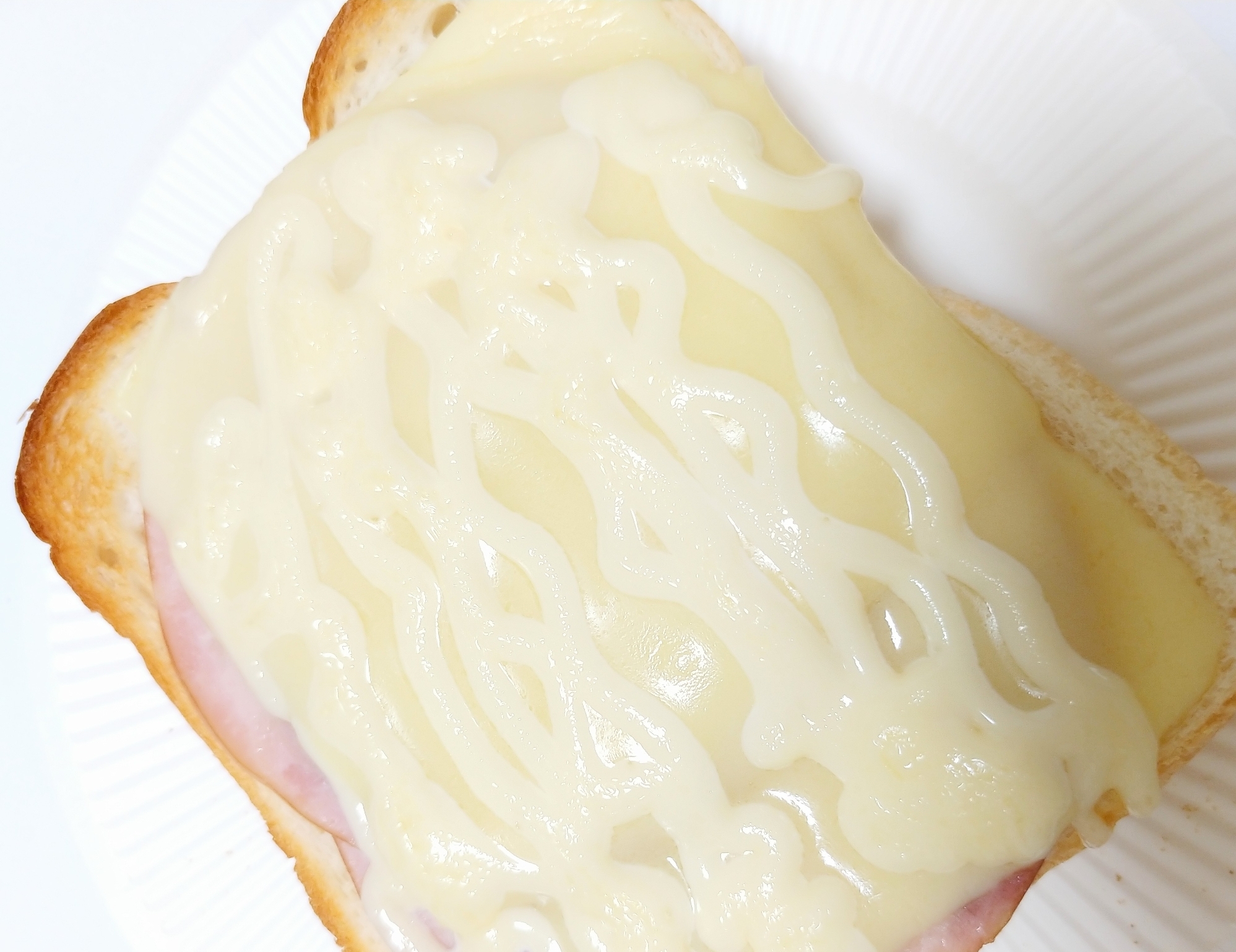 たっぷり ハムチーズトースト♪