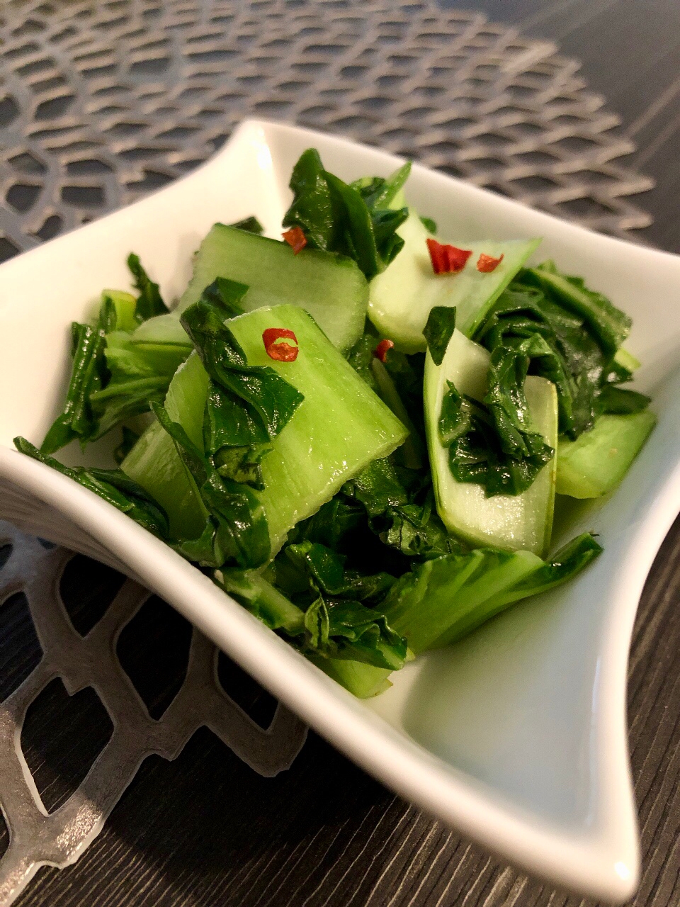 青梗菜のペペロンチーノ炒め