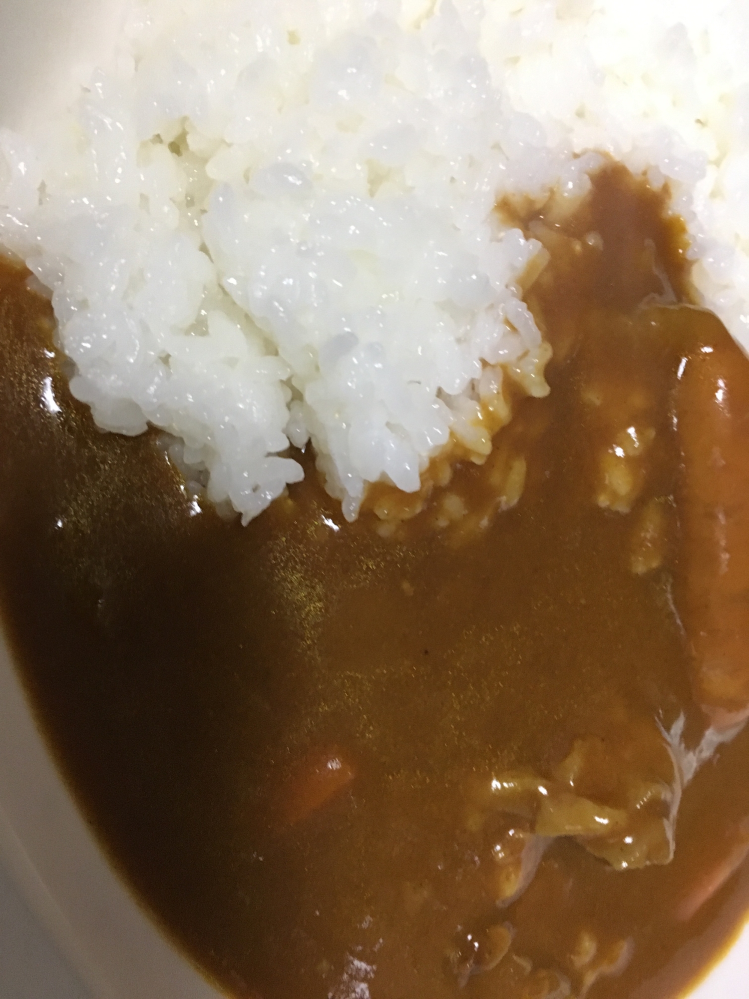 牛乳とトマトジュースでカレーライス