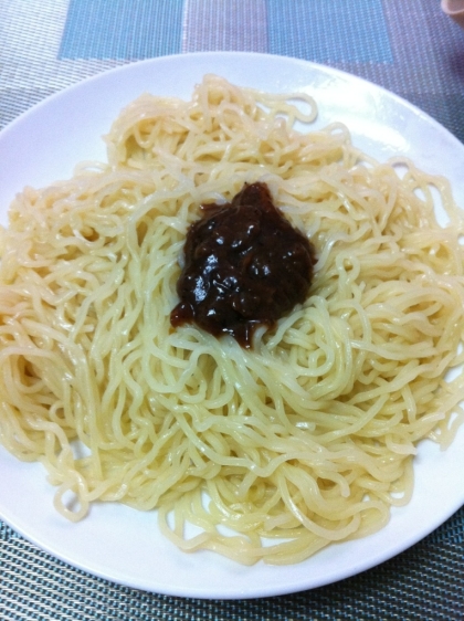 ジャージャー麺