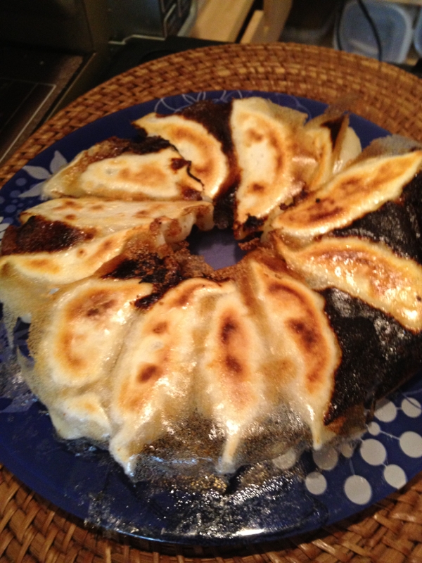 手作り冷凍餃子を美味しく焼く方法☆