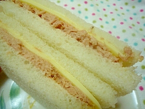 サンドイッチ【ツナチーズ】