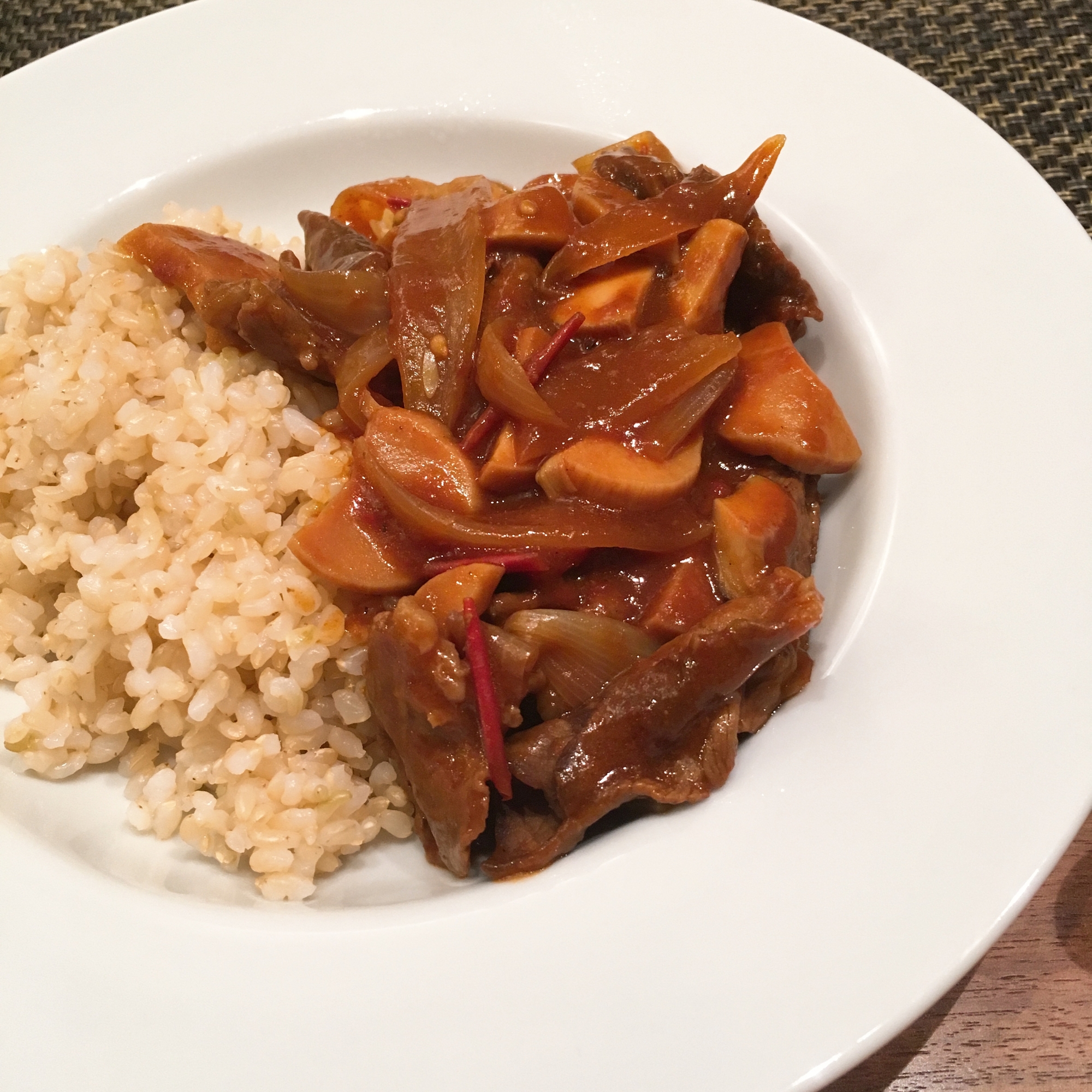 簡単なのに本格的な味!ハヤシライス