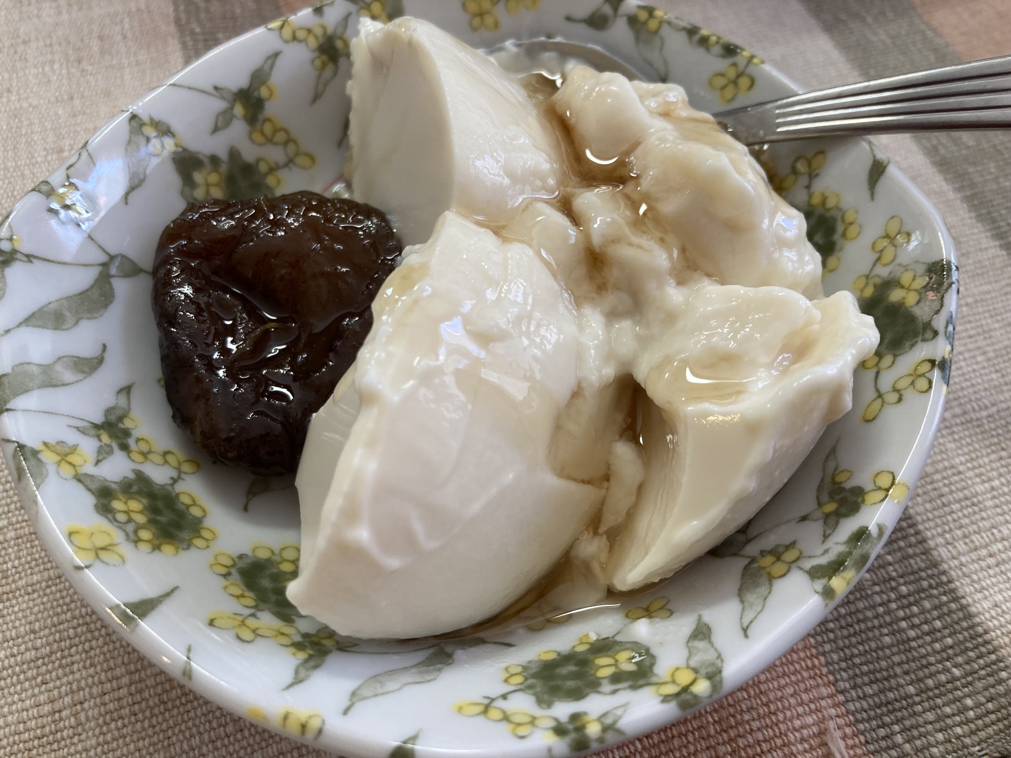 ラカンテンウルトラでダイエット乳ゼリー