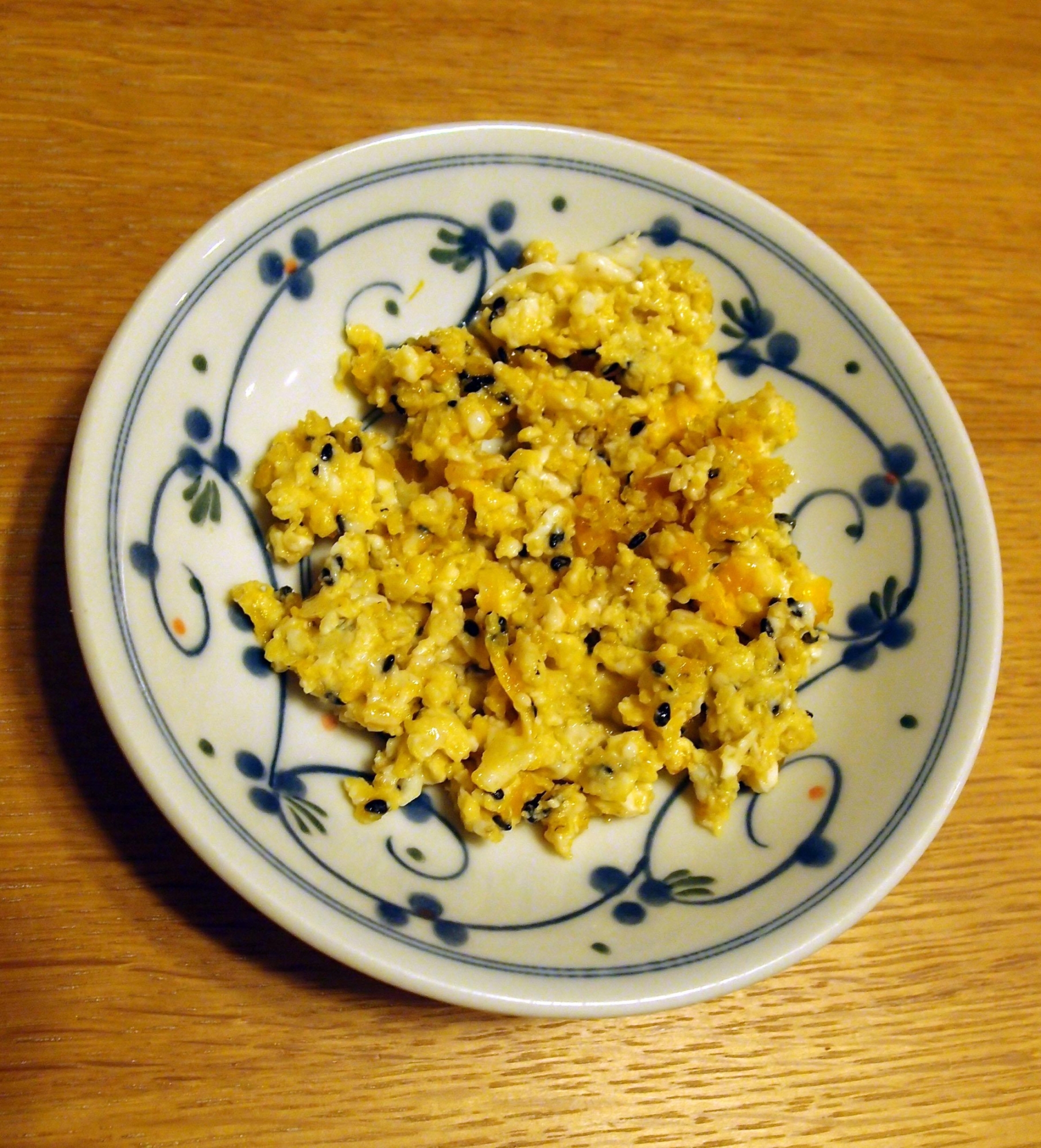 ごま油＆ごま塩で作るごまの風味たっぷりの炒り卵
