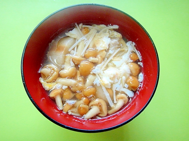 なめことえのき焼き麩の和風卵スープ
