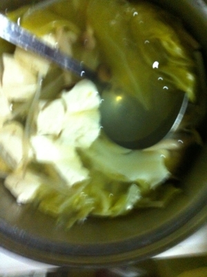 キャベツと豆腐の水炊き